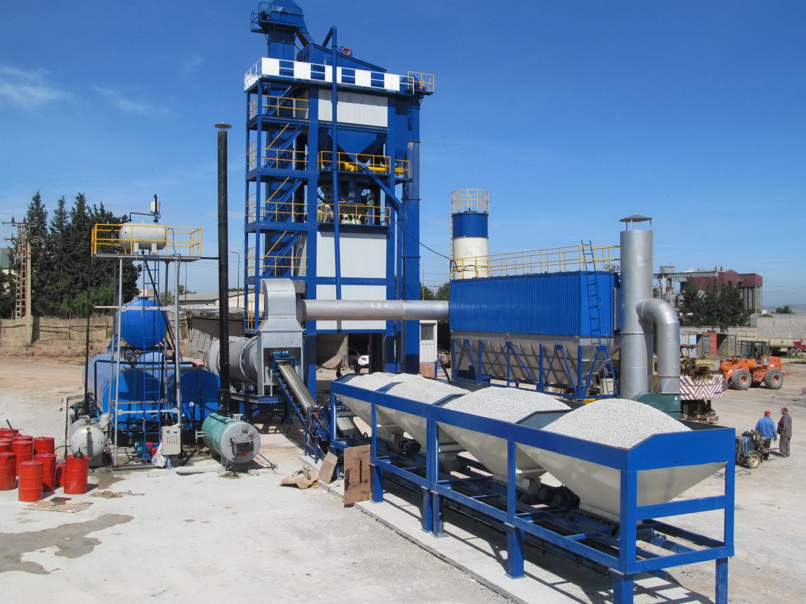 LB5000 asphalt mixing plant  in Algeria (1)